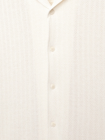 Pull&Bear Comfort fit Button Up Shirt in White