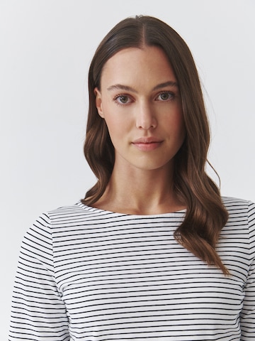 T-shirt 'Lumiko' TATUUM en blanc