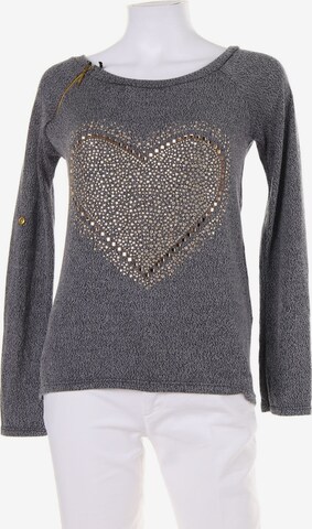 Madonna Sweater & Cardigan in M in Grey: front