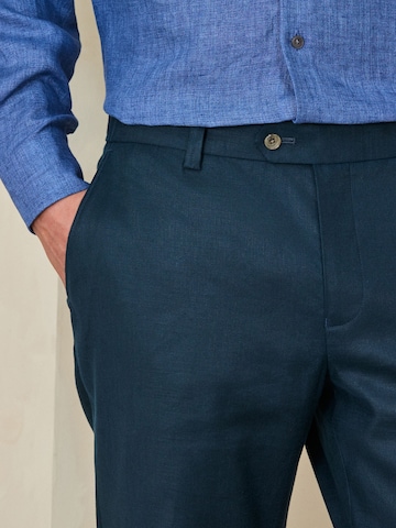 Next Slimfit Hose in Blau