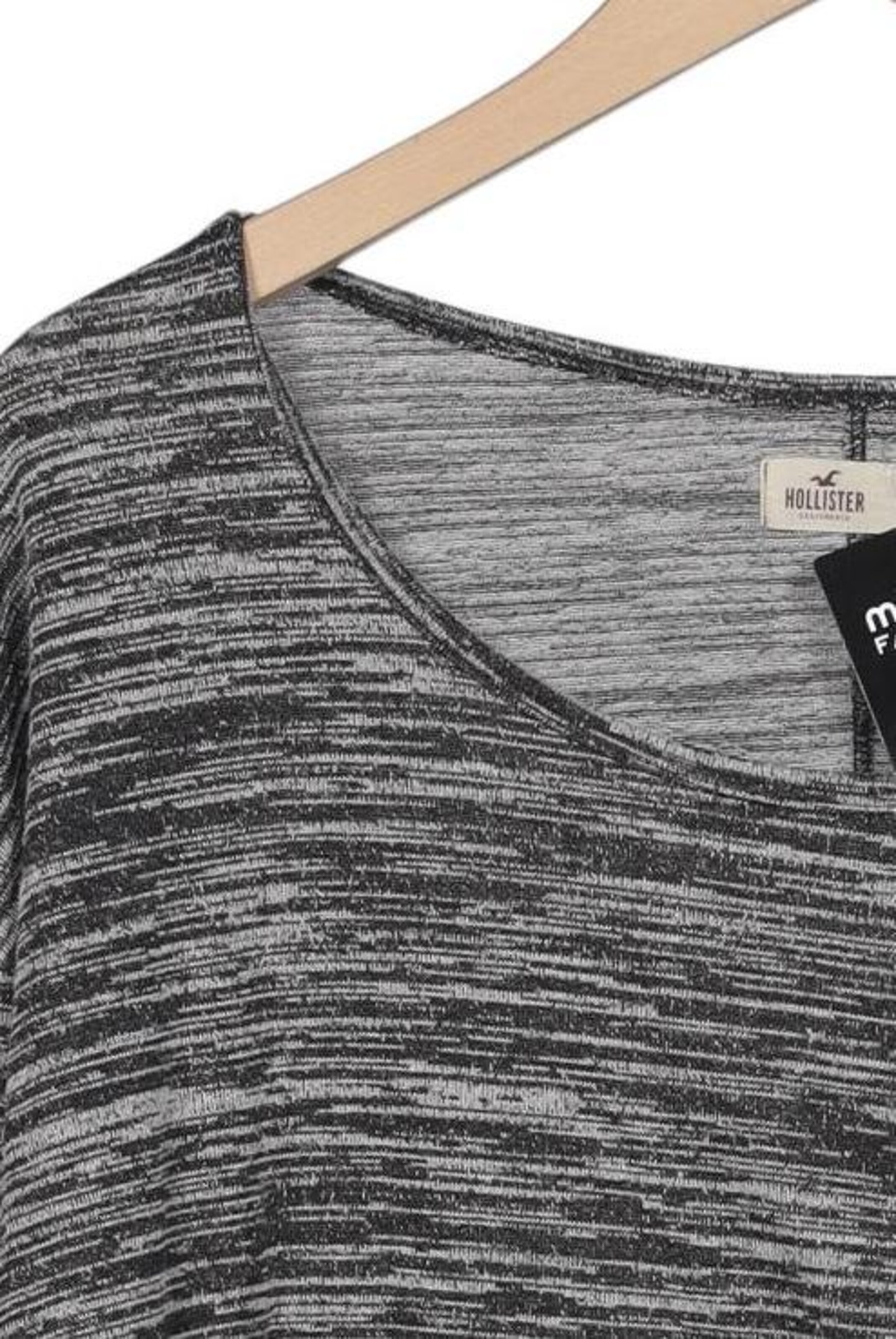 HOLLISTER Top & Shirt in S in Grey