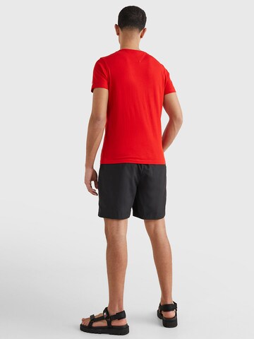 Tommy Jeans Koszulka 'Essential' w kolorze czerwony