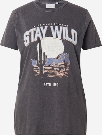 ONLY Carmakoma Shirts i sort: forside
