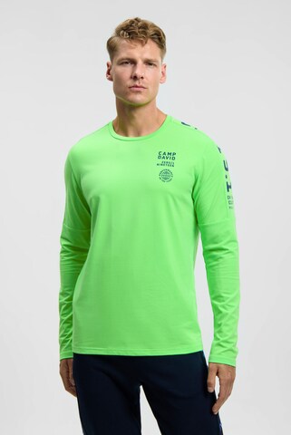 CAMP DAVID Shirt in Green: front