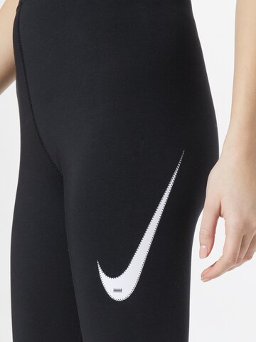 Skinny Leggings di Nike Sportswear in nero