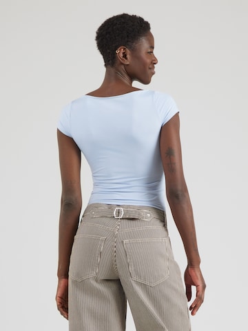 Tricou de la HOLLISTER pe albastru