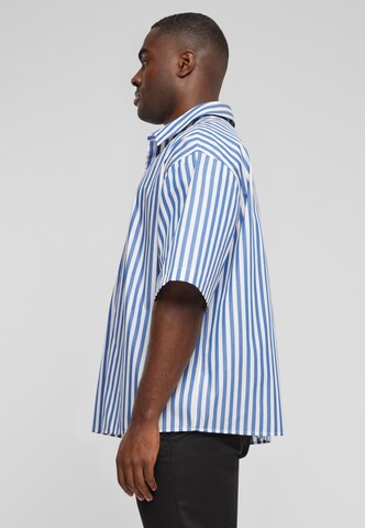 Comfort fit Camicia di Urban Classics in blu