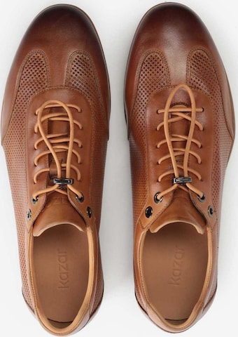 Chaussure de sport à lacets Kazar en marron