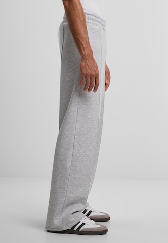 Loosefit Pantaloni di Prohibited in grigio
