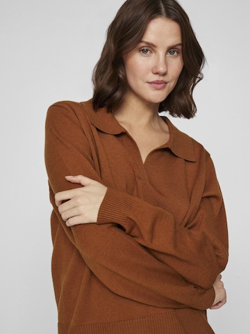 VILA Sweater in Brown
