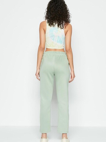 C&City Tapered Trousers in Green