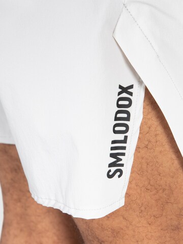 Smilodox Regular Sporthose 'Sydney' in Weiß
