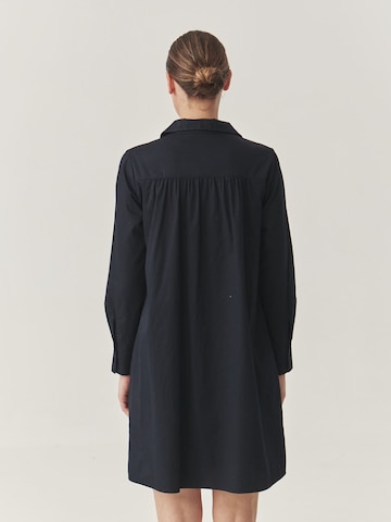 TATUUM Košilové šaty 'Aliani' – modrá