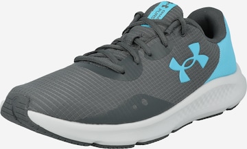 UNDER ARMOUR Springsko 'Charged Pursuit 3' i grå: framsida