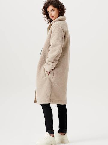 Supermom Between-Seasons Coat in Beige