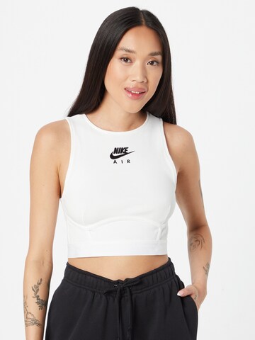 Top de la Nike Sportswear pe alb: față