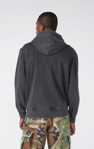 Champion Authentic Athletic Apparel Sweatshirt in Grau