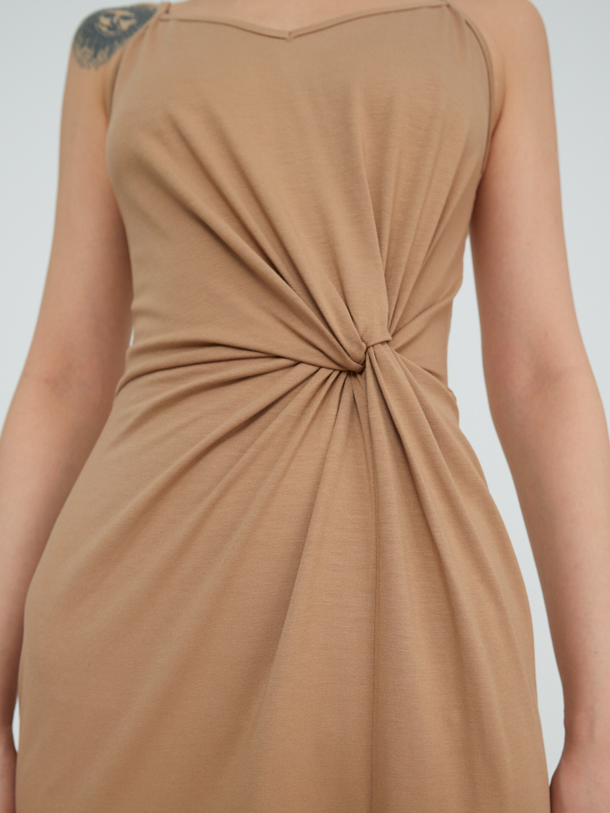 EDITED Produits Robe 'Maxine' marron