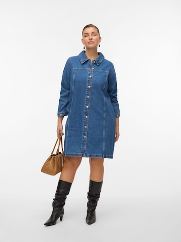 Abito camicia 'VMCFindo' di Vero Moda Curve in blu