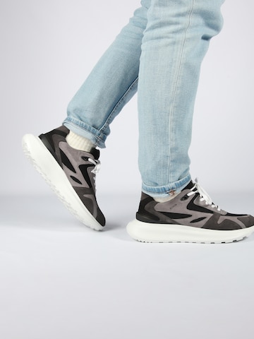 BLACKSTONE Sneakers laag 'MADISON - AG306' in Grijs: voorkant