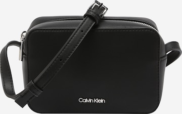 Calvin Klein - Bolso de hombro en negro: frente