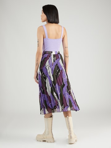 SOAKED IN LUXURY Spódnica 'Josefine' w kolorze fioletowy
