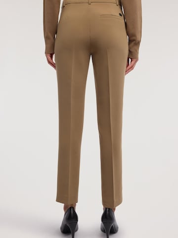 Pantaloni di Trussardi in marrone