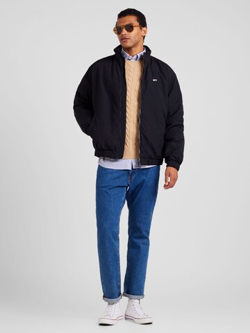 Tommy Jeans - Casaco meia-estação 'ESSENTIAL' em preto