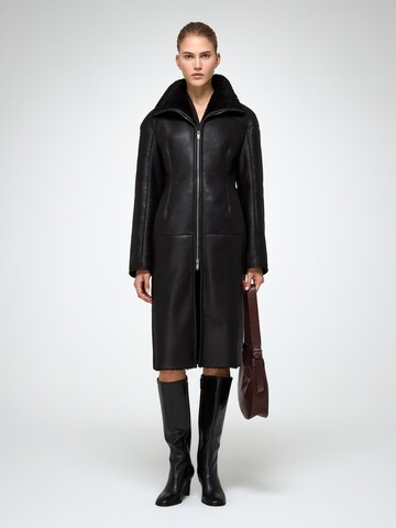 V S P - Abrigo de invierno 'Salome' en negro