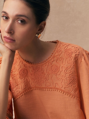 Next Blouse in Oranje