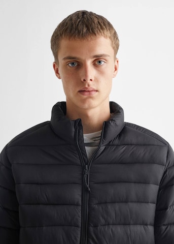 MANGO TEEN Übergangsjacke in Schwarz