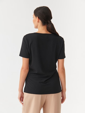 TATUUM - Camiseta en negro