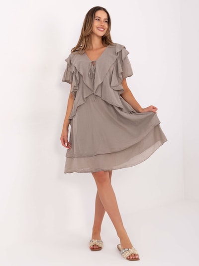 Madnezz House Robe en beige clair, Vue avec produit