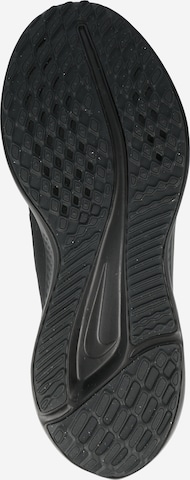 Chaussure de course 'Quest 5' NIKE en noir