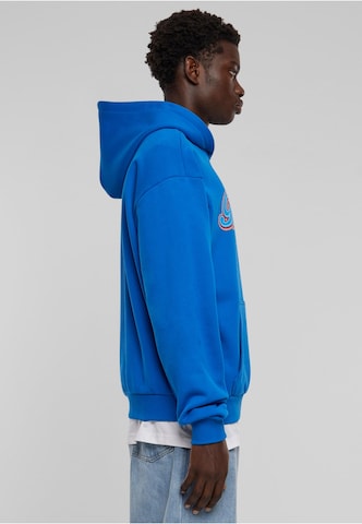 MT Upscale Sweatshirt 'F*ke L*ve' i blå
