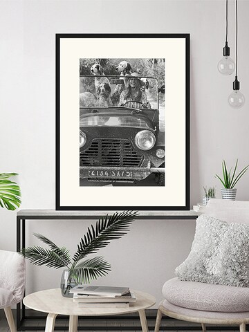 Liv Corday Bild 'Brigitte Bardot with Dogs' in Grau