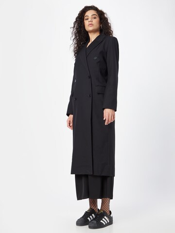 WEEKDAY Ανοιξιάτικο και φθινοπωρινό παλτό 'Navin' σε μαύρο: μπροστά
