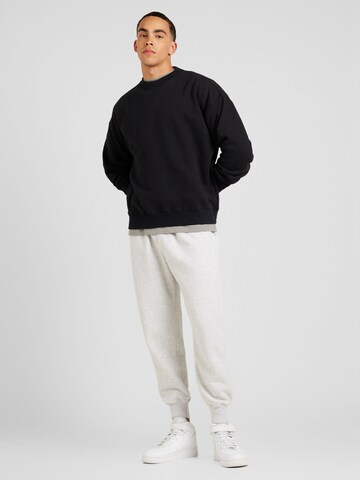 regular Pantaloni 'ESSENTIAL' di Abercrombie & Fitch in nero