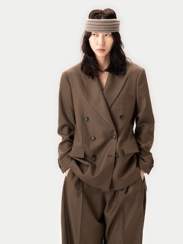 GOBI Cashmere - Blazer 'Double-Breasted Cashmere Suit Blazer' en marrón: frente