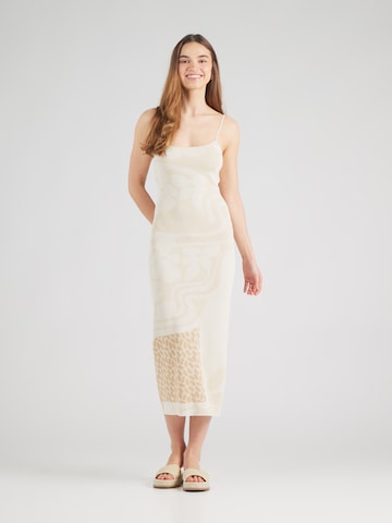 florence by mills exclusive for ABOUT YOU Kleid 'English Ivy' in Beige: Vorderseite