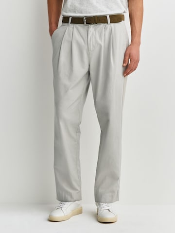 Loosefit Pantalon à pince Next en gris : devant