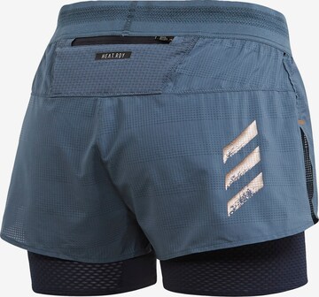 ADIDAS SPORTSWEAR Skinny Sportshorts in Blau