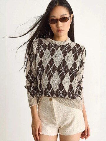 Bianco Lucci Trui in Beige