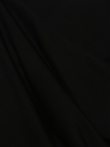 Tricou 'Dinaya' de la HUGO pe negru