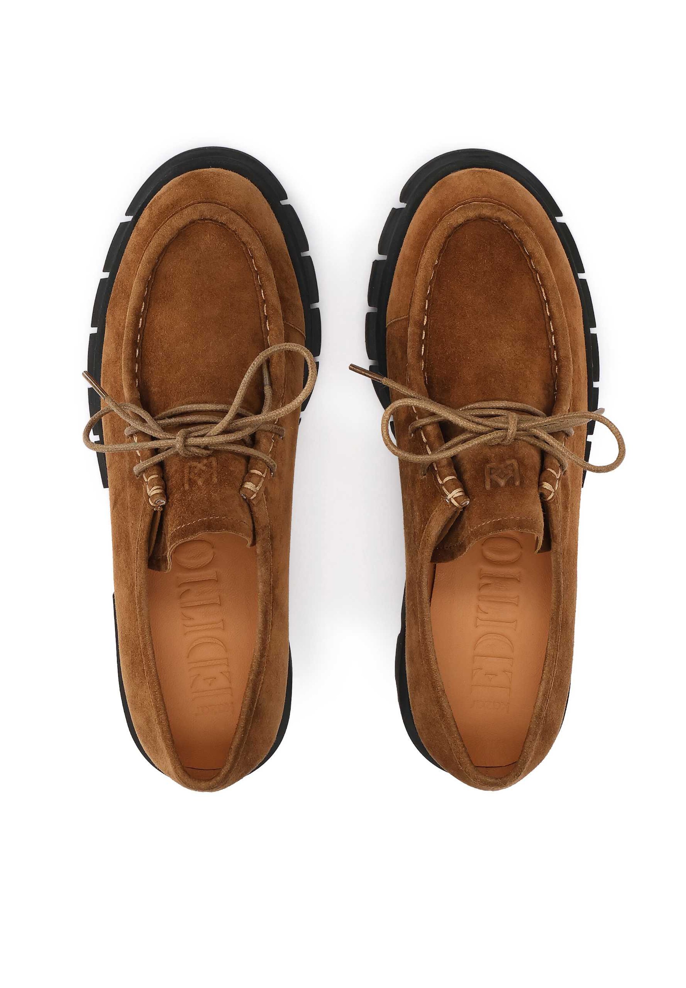 Chaussure à lacets Kazar en marron