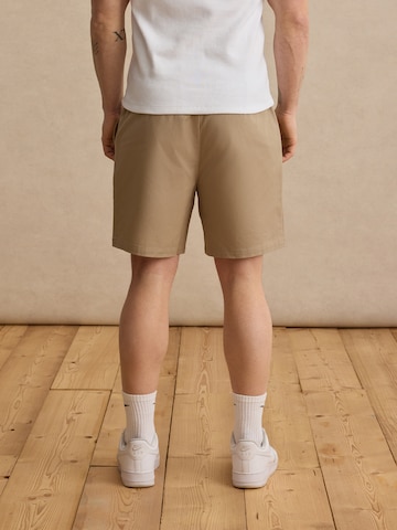 DAN FOX APPAREL Regular Shorts 'Yunus' in Braun