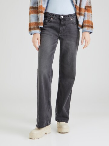 Loosefit Jeans di Monki in nero: frontale