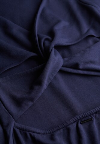 Robe Superdry en bleu