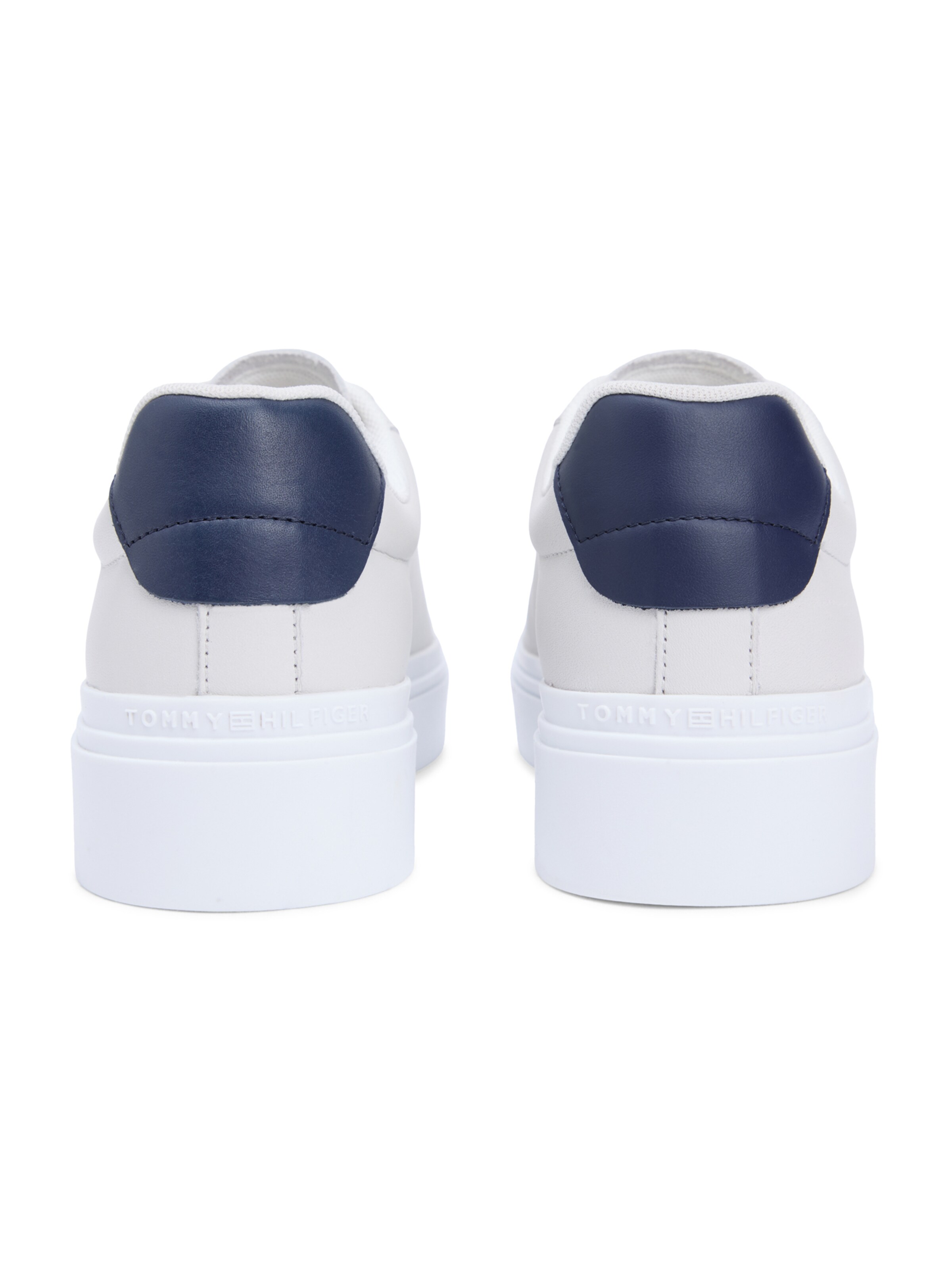 Baskets basses 'CHIC' TOMMY HILFIGER en beige : derrière