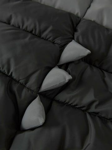NAME IT - Chaqueta de entretiempo 'NMMMORTEN' en negro